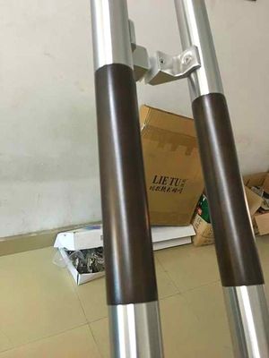 Modernes Design gehärtetes Glas Tür ziehen Griff mit Edelstahl und Schleifbearbeitung