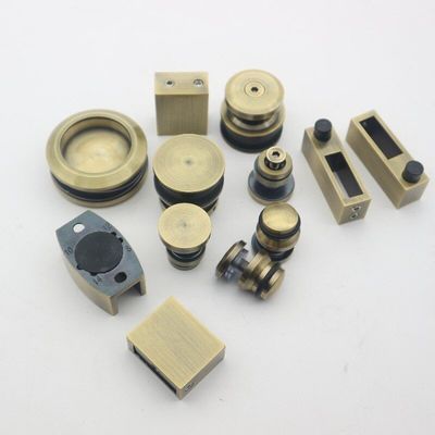 Rahmloses Schiebetürsystem SS304 mit polnischen Goldwalzen und Gestaltungsstil ohne Rahmen